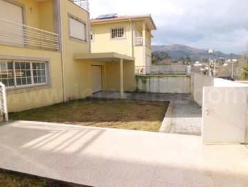 House 3 Bedrooms in Salvador, Vila Fonche e Parada