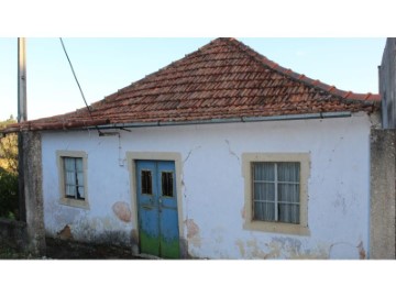 Moradia 4 Quartos em Além da Ribeira e Pedreira