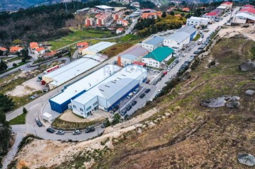 Industrial building / warehouse in Campelo e Ovil