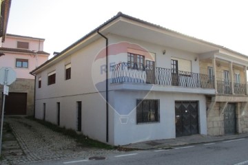 Casa o chalet 3 Habitaciones en Eiras, São Julião de Montenegro e Cela