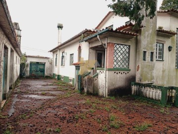 Moradia 3 Quartos em Vila de Cucujães