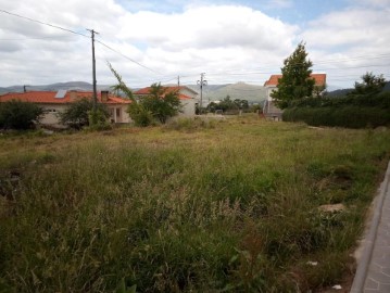 Terreno em Santa Eulália