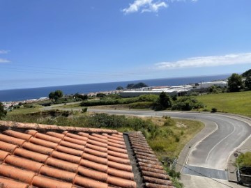 House 3 Bedrooms in Vila Franca do Campo (São Miguel)