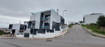 Maison 7 Chambres à Pontinha e Famões