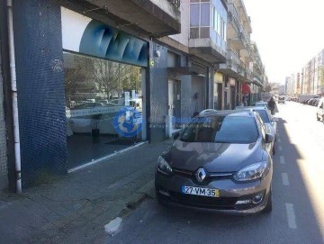 Locaux commerciaux à Aboim da Nóbrega e Gondomar