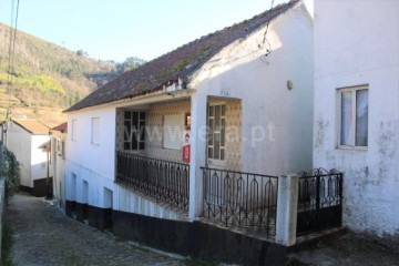 Maison 2 Chambres à Teixeira e Teixeiró