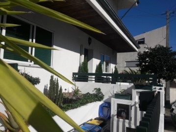 Apartamento 2 Quartos em Baguim do Monte (Rio Tinto)