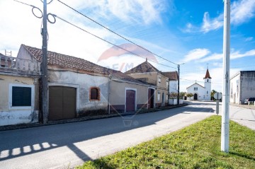 Maison 3 Chambres à Vilarinho do Bairro