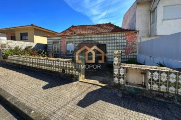 Maison 2 Chambres à Cortegaça