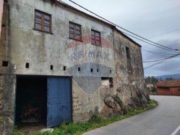 Maison 2 Chambres à Arões