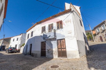 Moradia 4 Quartos em Belmonte e Colmeal da Torre