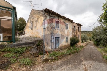 Quintas e casas rústicas 4 Quartos em Chãos