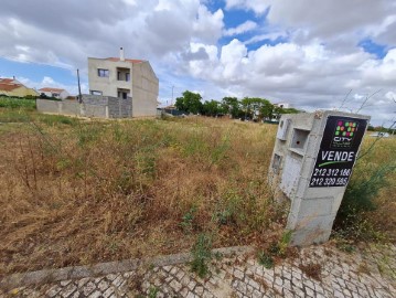 Terreno em Sarilhos Grandes