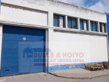 Industrial building / warehouse in Peniche