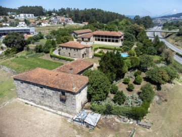 Quintas e casas rústicas 4 Quartos em Vilaça e Fradelos