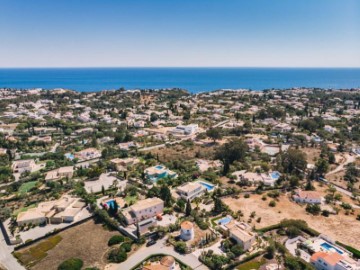 Land in Lagoa e Carvoeiro