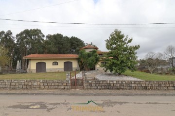 Maison 4 Chambres à São Roque