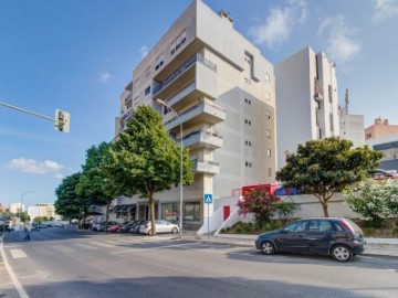 Apartamento 4 Quartos em Algés, Linda-a-Velha e Cruz Quebrada-Dafundo