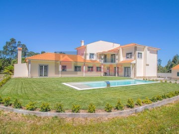 Casa o chalet 6 Habitaciones en Santo Onofre e Serra do Bouro