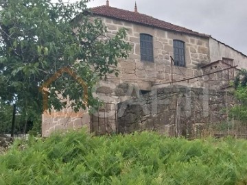 Quintas e casas rústicas 2 Quartos em Messegães, Valadares e Sá