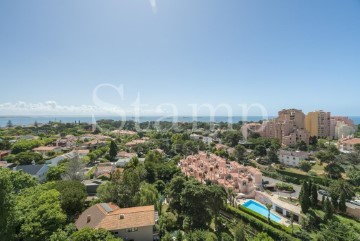 Apartment 3 Bedrooms in Cascais e Estoril