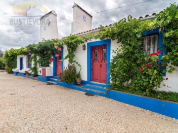 Quintas e casas rústicas 8 Quartos em Bacelo e Senhora da Saúde