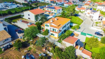 House 3 Bedrooms in Santa Maria, São Pedro e Sobral da Lagoa