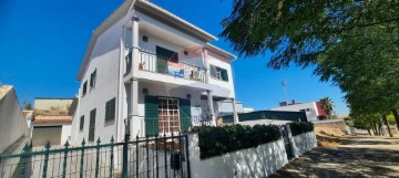 Casa o chalet 4 Habitaciones en Caia, São Pedro e Alcáçova