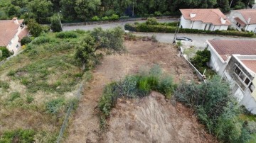 Terreno em Nogueiró e Tenões