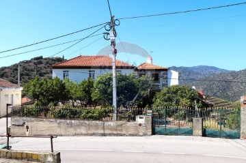 Quintas e casas rústicas 4 Quartos em Vale de Figueira