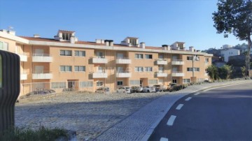 Apartment 3 Bedrooms in Campelo e Ovil