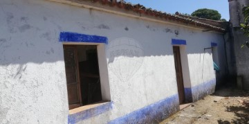 House 2 Bedrooms in Chamusca e Pinheiro Grande