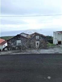 Maison 4 Chambres à Urzelina (São Mateus)