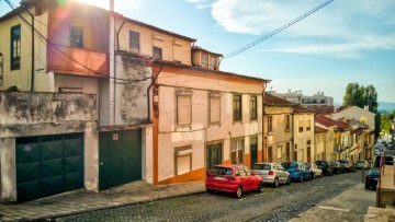 Building in Braga (Maximinos, Sé e Cividade)