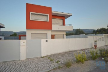 Casa o chalet 3 Habitaciones en Miranda do Corvo