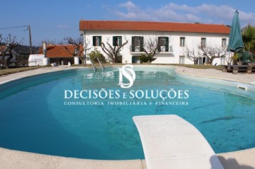 Quintas e casas rústicas 6 Quartos em Souselas e Botão