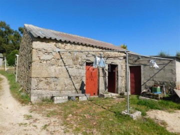 Quintas e casas rústicas em Orca