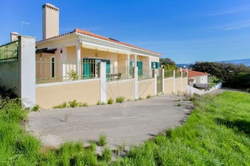 Maison 5 Chambres à Valado dos Frades