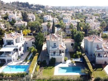 Maison 4 Chambres à São Clemente