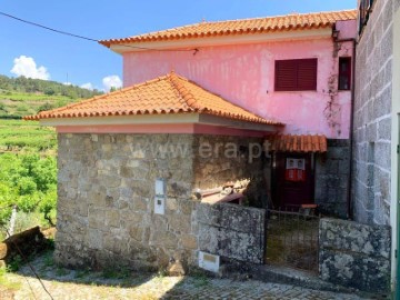 Maison 3 Chambres à Santa Marinha do Zêzere