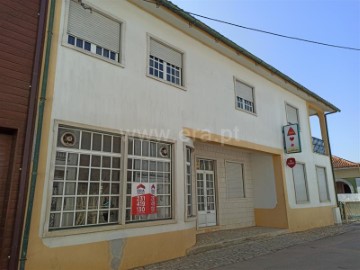 Commercial premises in Portunhos e Outil