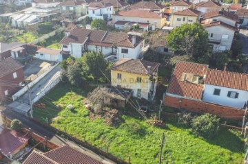 Moradia 2 Quartos em Aguada de Cima