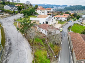 Moradia 3 Quartos em Celeirós, Aveleda e Vimieiro
