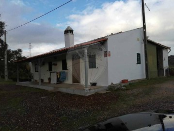 Country homes 3 Bedrooms in Póvoa de Rio de Moinhos e Cafede