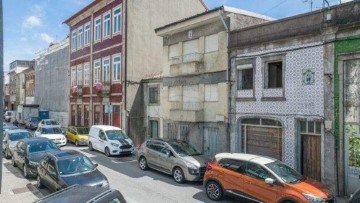 Building in Braga (Maximinos, Sé e Cividade)