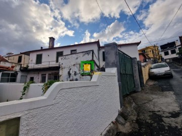 Moradia 5 Quartos em Funchal (São Pedro)