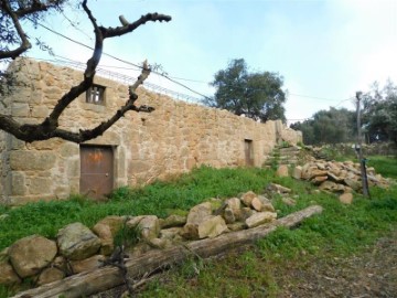 Country homes in Vale de Prazeres e Mata da Rainha