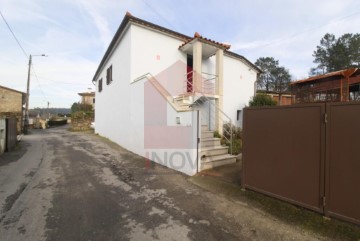 Country homes 3 Bedrooms in Loureira