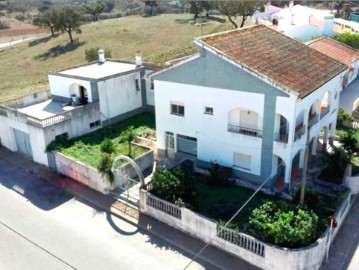 Casa o chalet 3 Habitaciones en Santa Clara-a-Nova e Gomes Aires