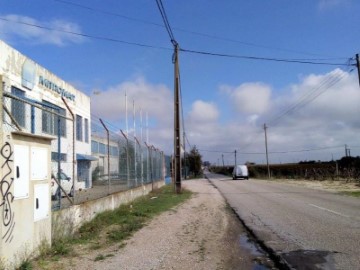 Industrial building / warehouse in Palmela